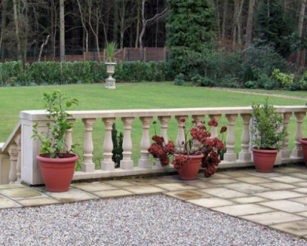 Balustrading to garden