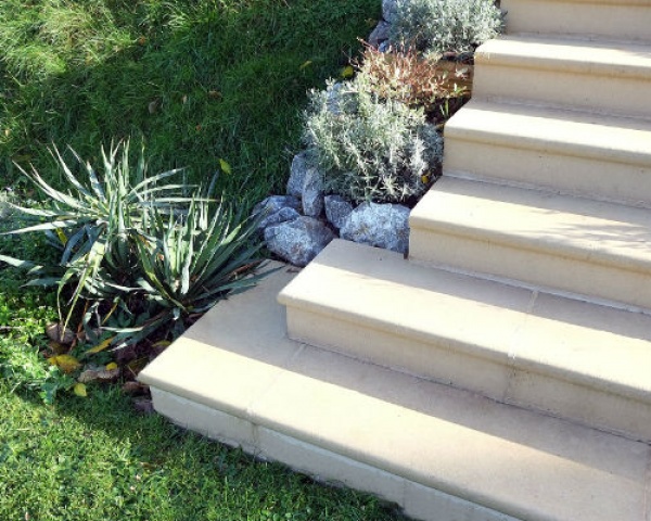 steps with corners