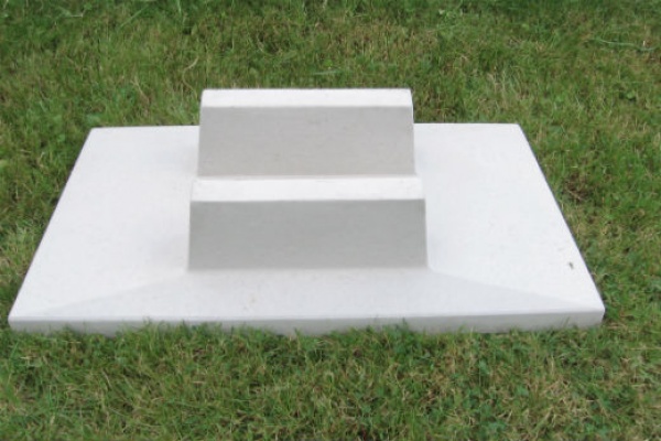 M606 war grave saddle